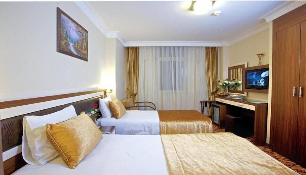Grand Anatolia Hotel Istanbul Exterior photo